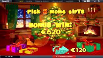 Santa Surprise Slot Machine Online