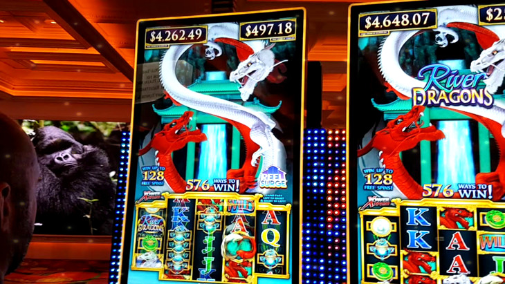 River Dragons Slot Machine